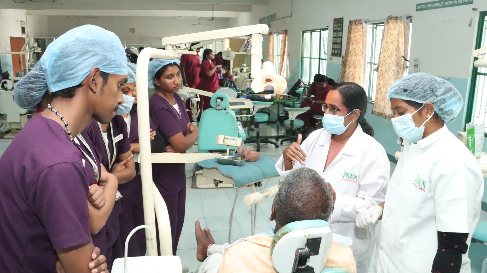 Periodontics Lab